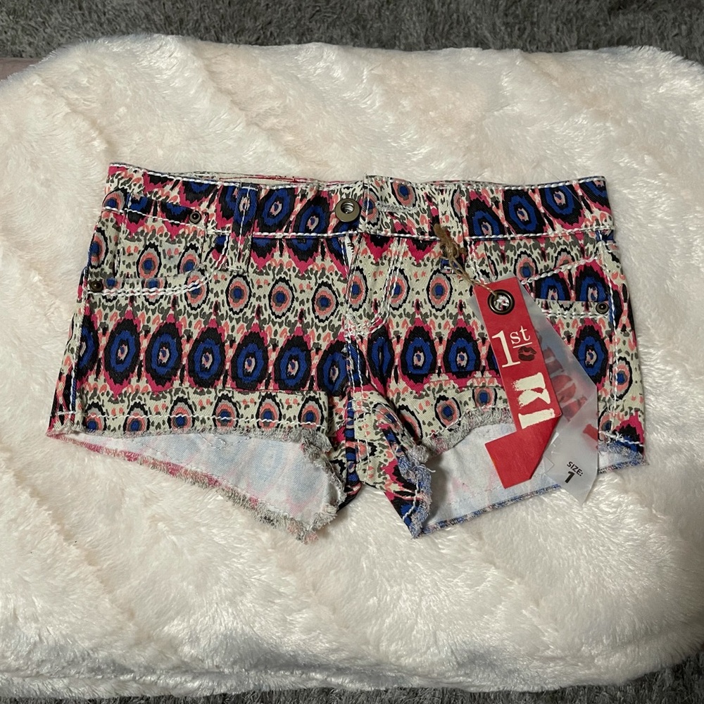 Tribal pattern summer shorts